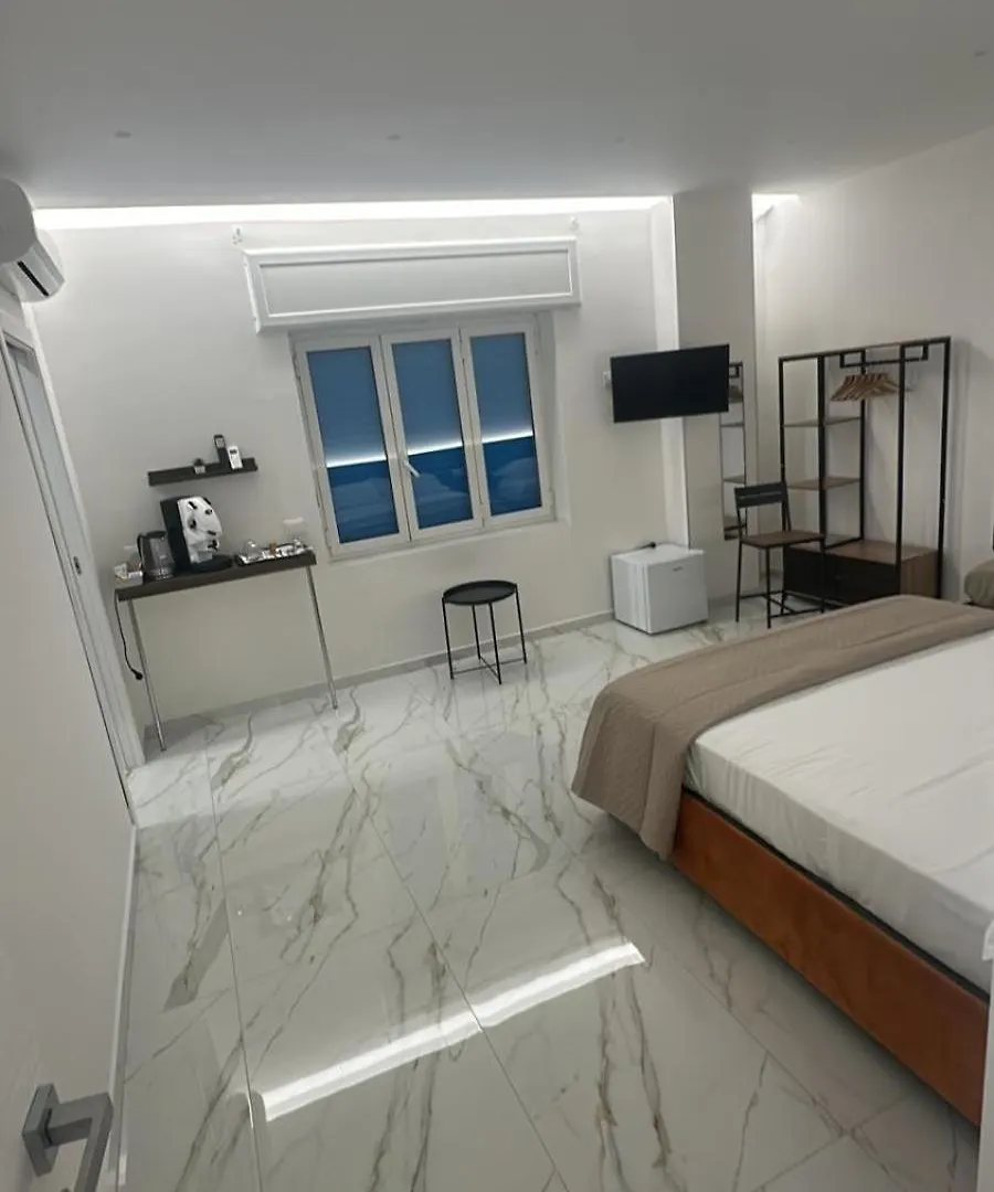 Guest house Emerald Rooms Naples