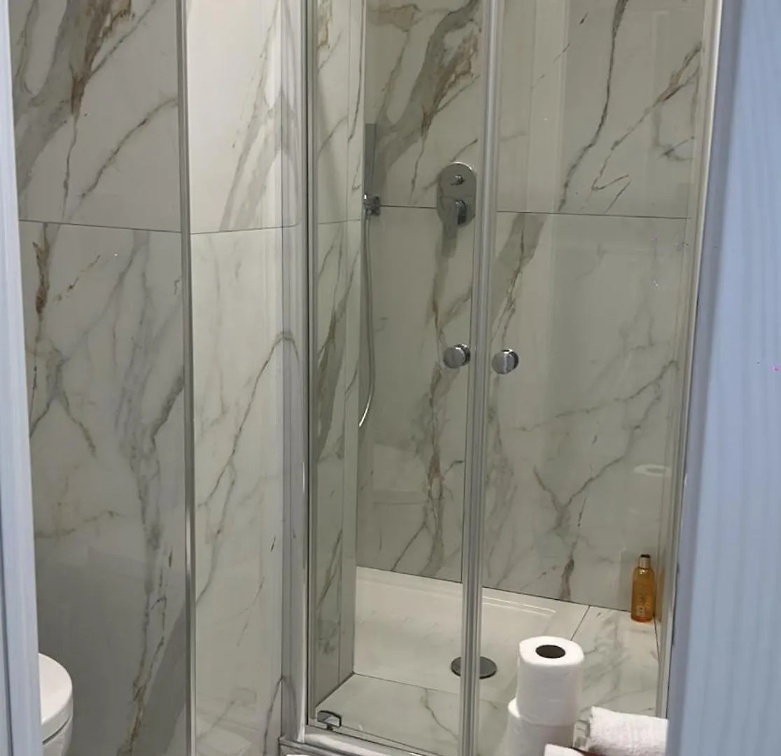 Emerald Rooms Naples