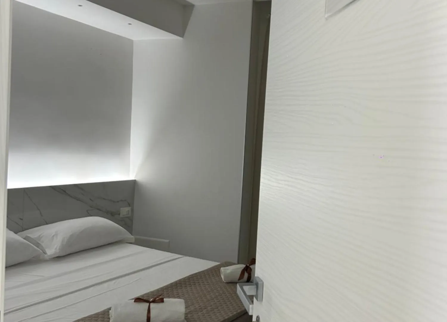 Emerald Rooms Naples Guest house