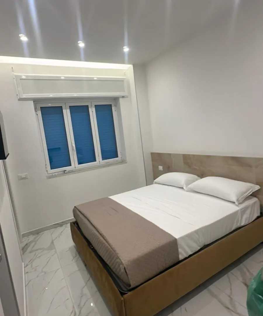Guest house Emerald Rooms Naples