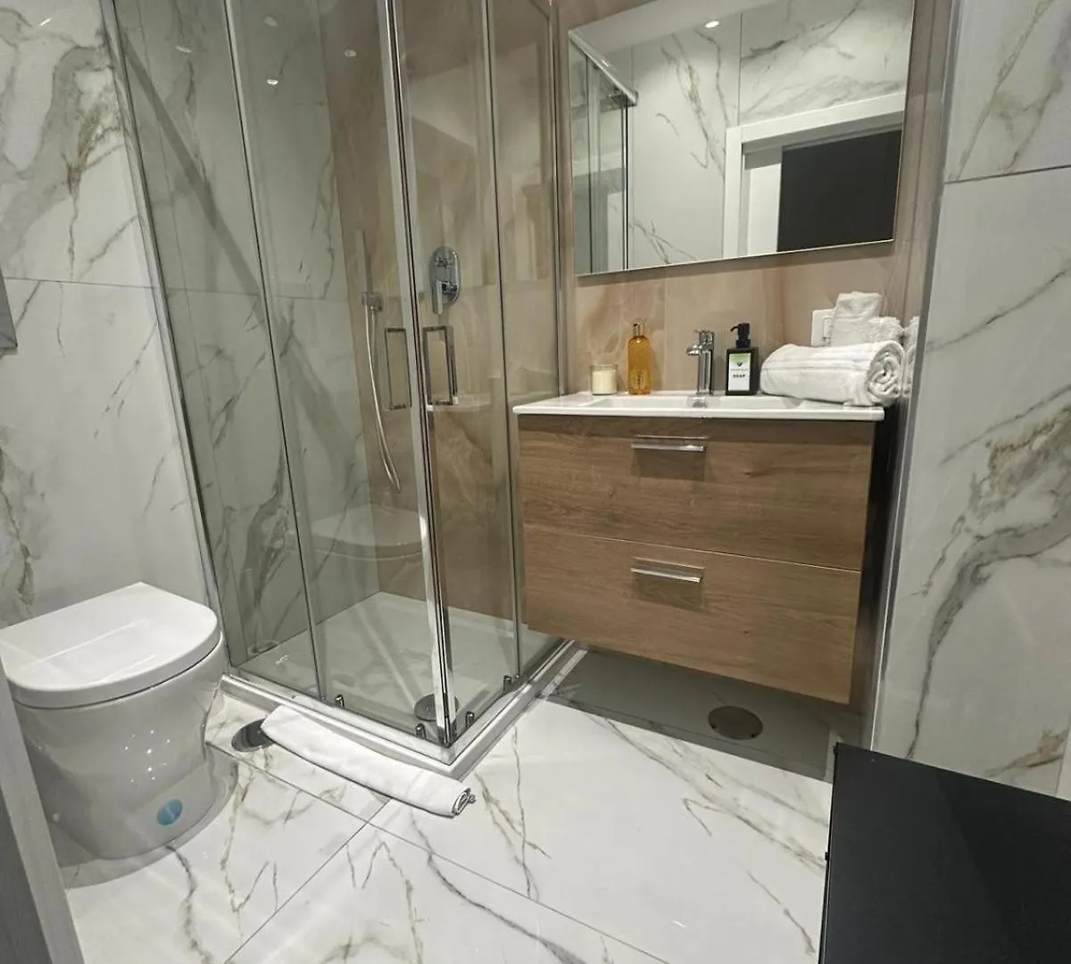 Emerald Rooms Naples